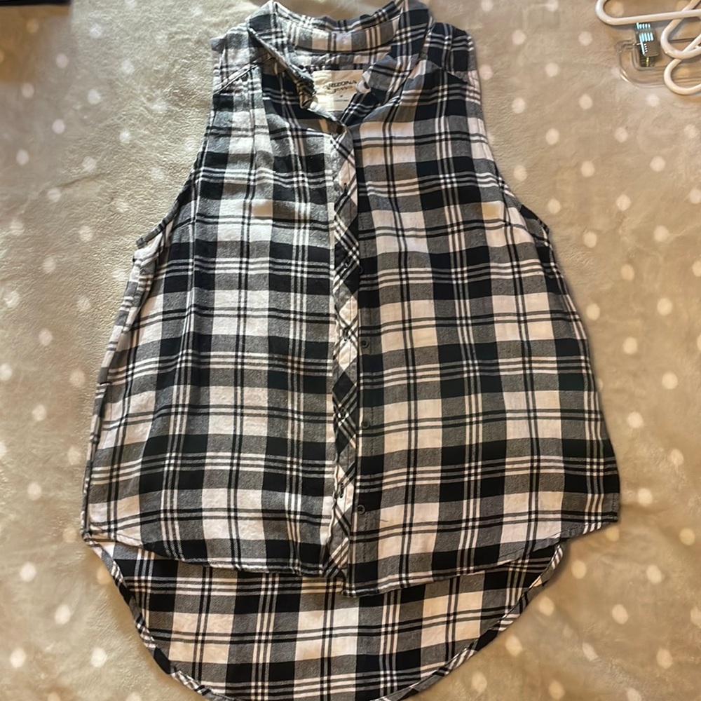 Arizona Jeans button down tank